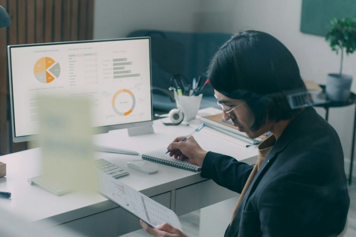 Leveraging AI for Better Forecasting & Workforce Planning