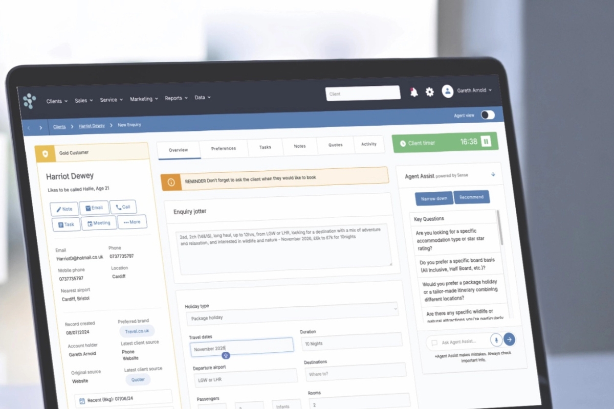 AI Agents powered by Sense provide human agents with contextual insights and recommendations as customer interactions happen.